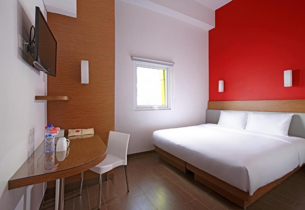 Amaris Hotel Cilegon Exterior foto