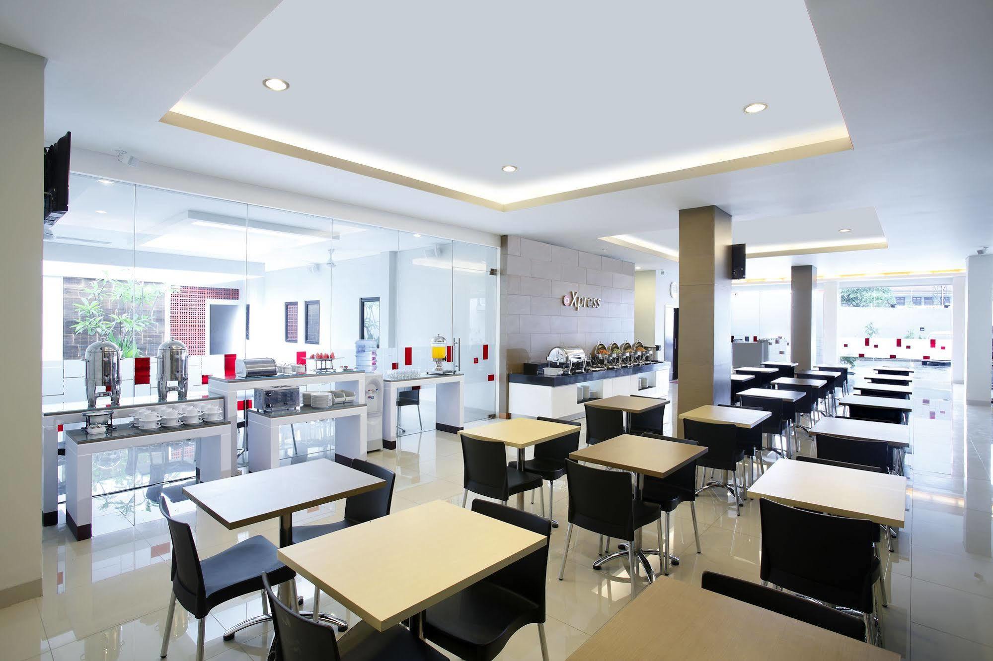 Amaris Hotel Cilegon Exterior foto